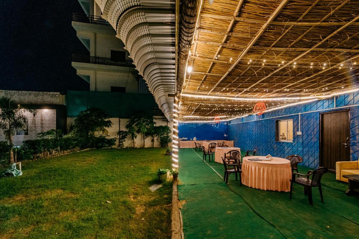 Aditya Palace プシュカル エクステリア 写真
